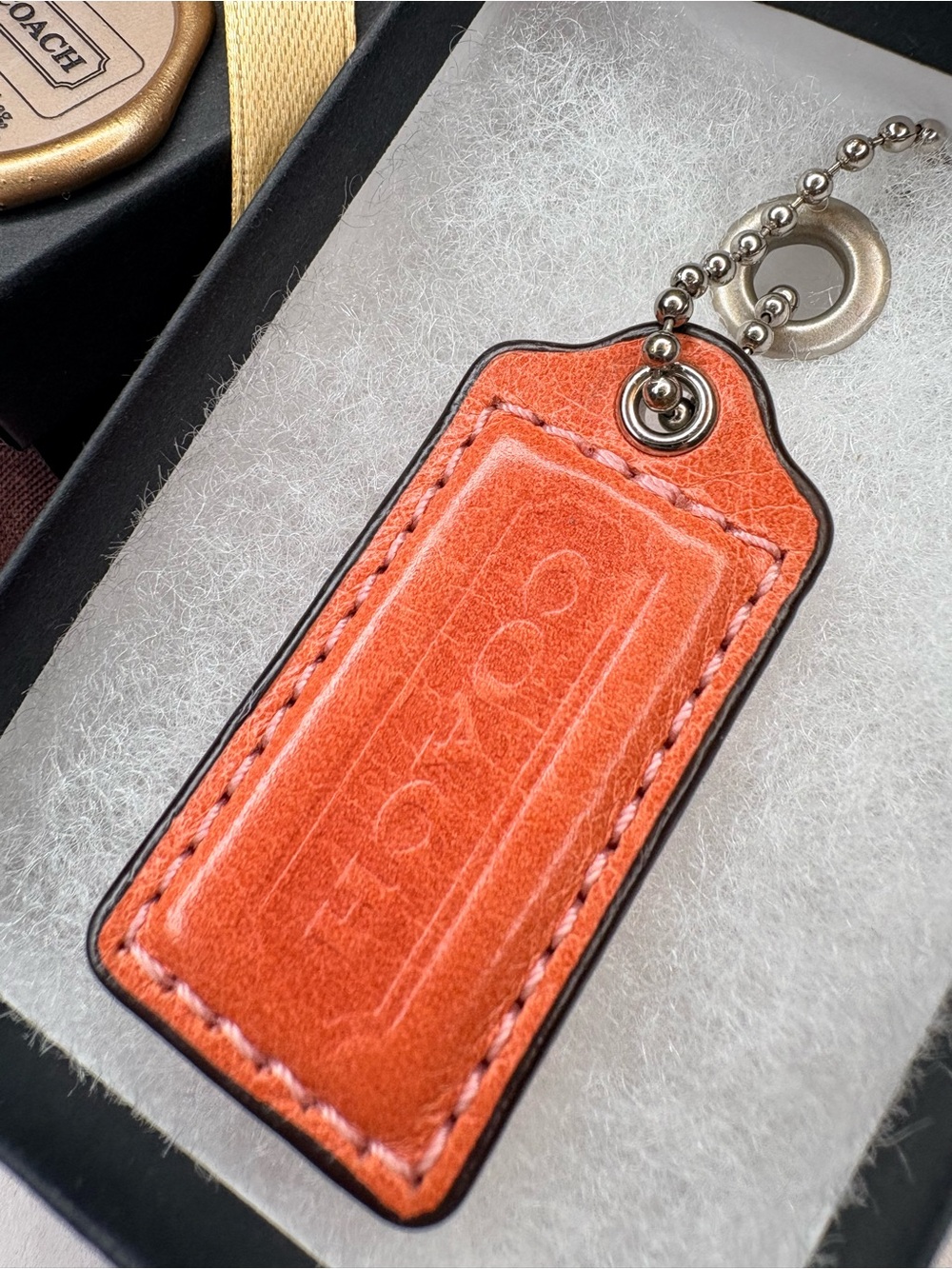 🍈 Y2K 2” Coach Melon w/ Pink Contrast Stitching Smooth Leather Vintage Hang Tag